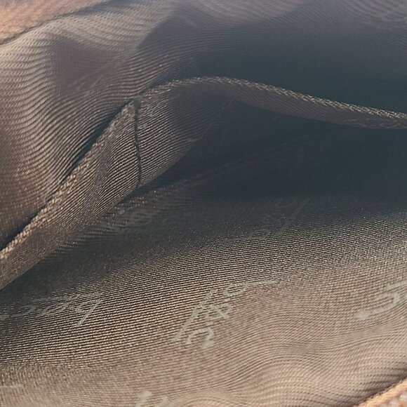 B.O.C. Born Concept Womens Wristlet Beige Zip Style RN# 100622 EUC #N - Picture 6 of 6